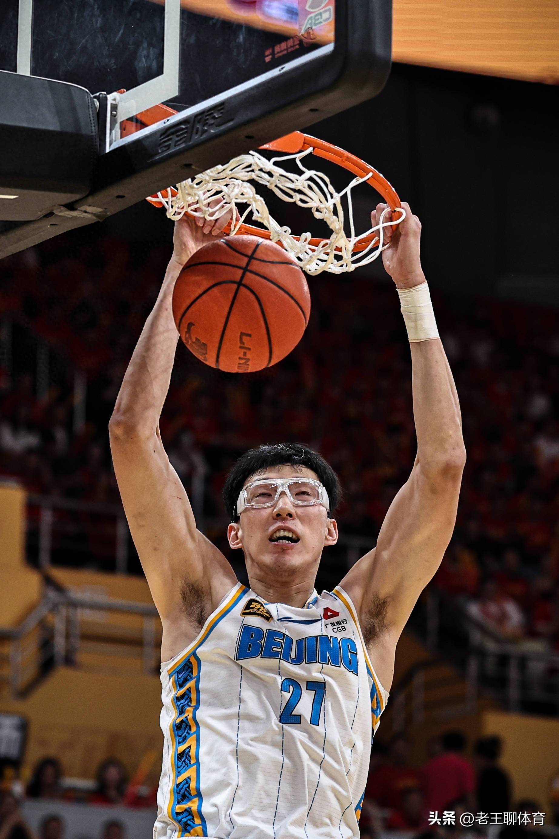 yy体育 -清晨广厦男篮调整名单以备NBA季后赛，强势反弹环节打磨，态度坚定，纪律约束更严格的简单介绍