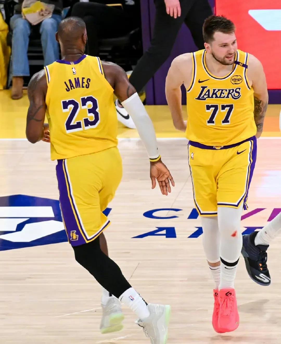 易游娱乐 -风云突变洛杉矶湖人今晨伤情更新；国王杯版图或变；信心回归；更衣室氛围转暖的简单介绍